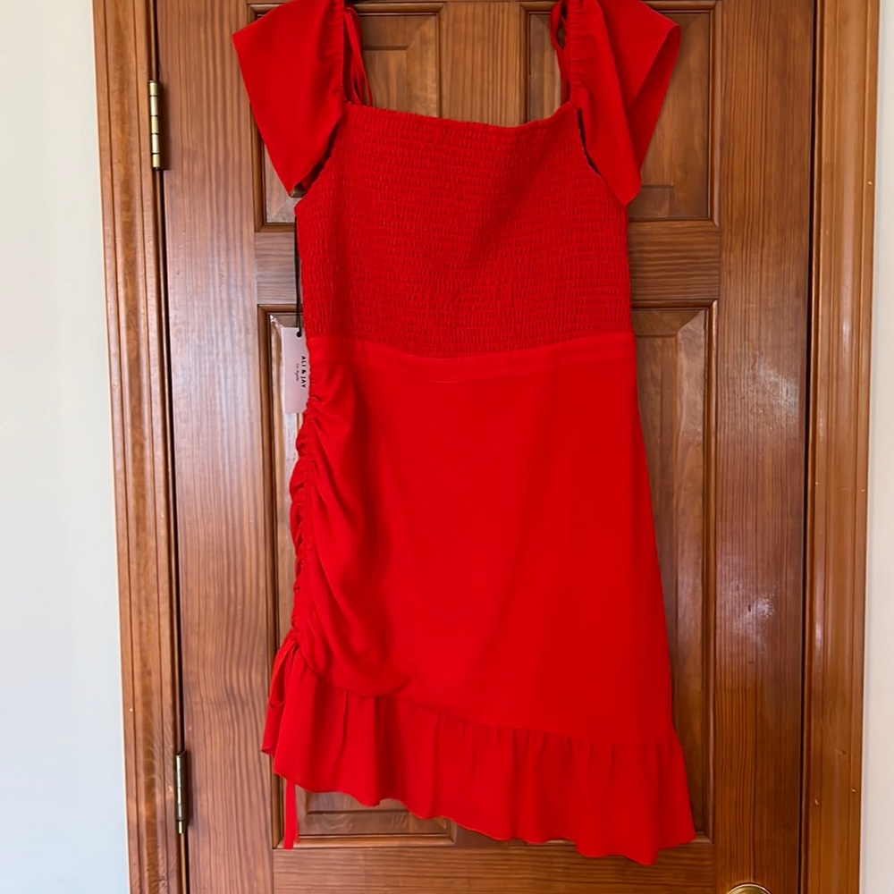 Ali & Jay hot tamale mini. NWT SIZE XL.